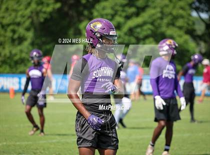 Thumbnail 2 in Huntsville vs Southwind (U of Memphis 7v7) photogallery.