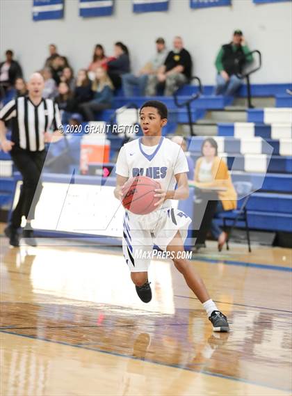 Thumbnail 2 in Narrows @ McCluer photogallery.