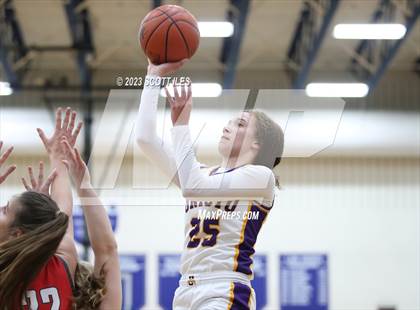 Thumbnail 2 in Sheridan vs. Unioto (OHSAA D2 District Final) photogallery.