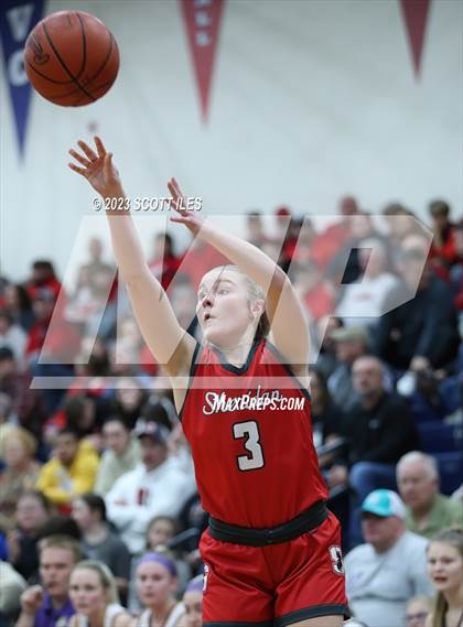 Thumbnail 3 in Sheridan vs. Unioto (OHSAA D2 District Final) photogallery.