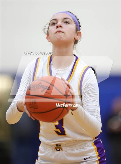 Thumbnail 3 in Sheridan vs. Unioto (OHSAA D2 District Final) photogallery.