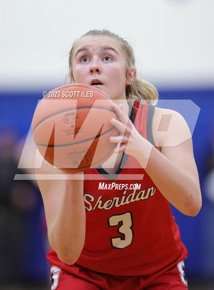 Thumbnail 3 in Sheridan vs. Unioto (OHSAA D2 District Final) photogallery.