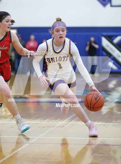 Thumbnail 3 in Sheridan vs. Unioto (OHSAA D2 District Final) photogallery.