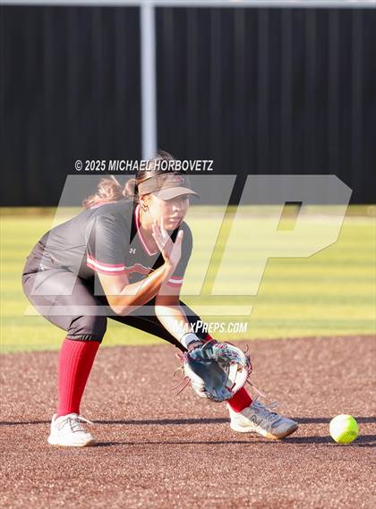 Thumbnail 2 in Melissa @ Aledo (UIL 5A D1 Girls Softball State Semi-Final) photogallery.
