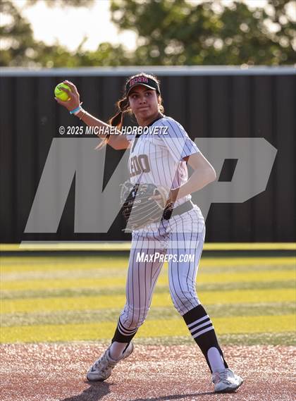 Thumbnail 3 in Melissa @ Aledo (UIL 5A D1 Girls Softball State Semi-Final) photogallery.