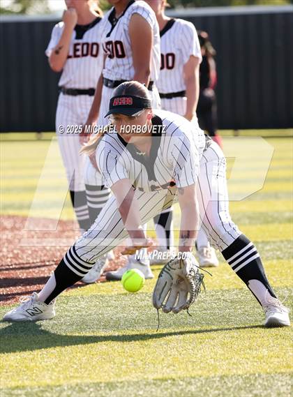 Thumbnail 1 in Melissa @ Aledo (UIL 5A D1 Girls Softball State Semi-Final) photogallery.