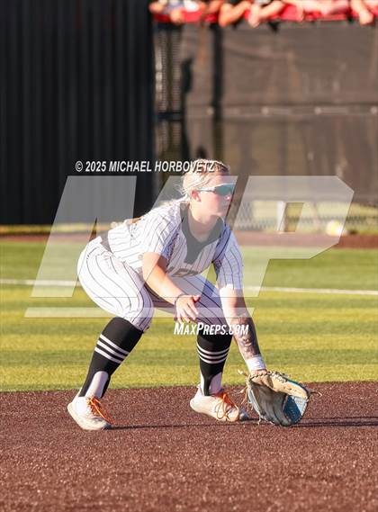 Thumbnail 2 in Melissa @ Aledo (UIL 5A D1 Girls Softball State Semi-Final) photogallery.
