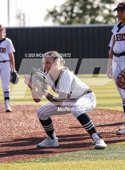 Thumbnail 1 in Melissa @ Aledo (UIL 5A D1 Girls Softball State Semi-Final) photogallery.