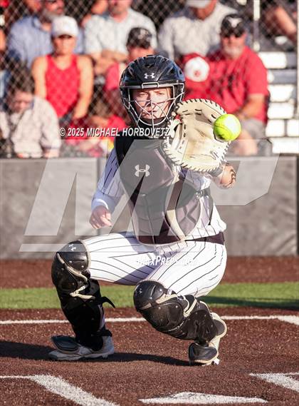 Thumbnail 3 in Melissa @ Aledo (UIL 5A D1 Girls Softball State Semi-Final) photogallery.