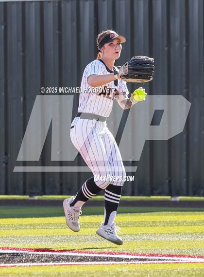 Thumbnail 2 in Melissa @ Aledo (UIL 5A D1 Girls Softball State Semi-Final) photogallery.
