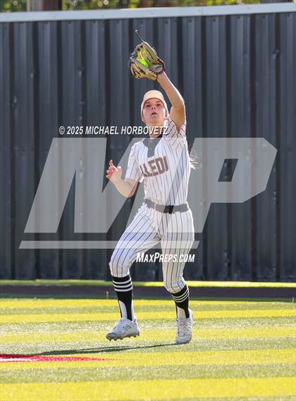 Thumbnail 1 in Melissa @ Aledo (UIL 5A D1 Girls Softball State Semi-Final) photogallery.