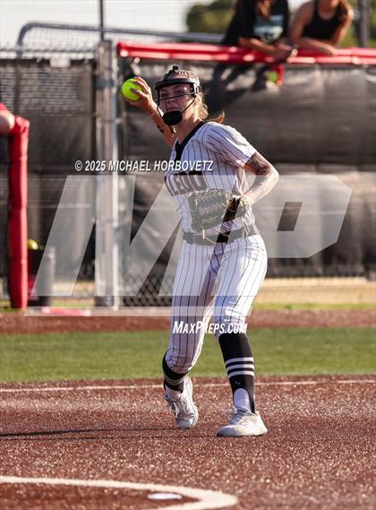 Thumbnail 2 in Melissa @ Aledo (UIL 5A D1 Girls Softball State Semi-Final) photogallery.