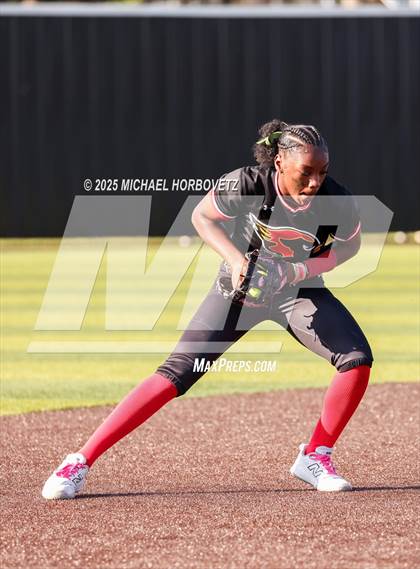 Thumbnail 2 in Melissa @ Aledo (UIL 5A D1 Girls Softball State Semi-Final) photogallery.