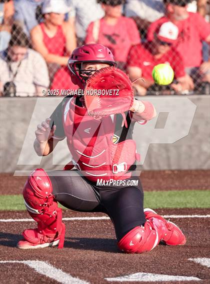 Thumbnail 3 in Melissa @ Aledo (UIL 5A D1 Girls Softball State Semi-Final) photogallery.