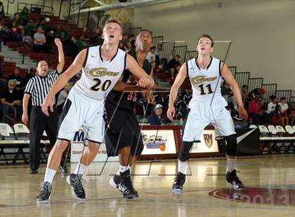 Thumbnail 1 in Calabasas vs. Etiwanda (MaxPreps Holiday Classic) photogallery.