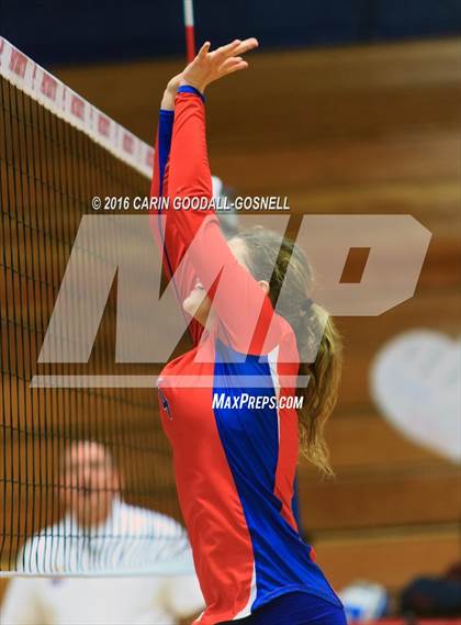 Thumbnail 1 in Northwood vs. West Carteret (NCHSAA Round 2 Playoff) photogallery.
