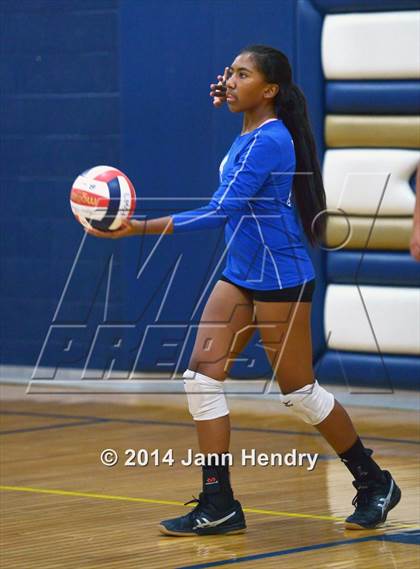 Thumbnail 2 in Calvary Chapel Christian vs Pahranagat Valley(Lake Mead Fall Classic) photogallery.