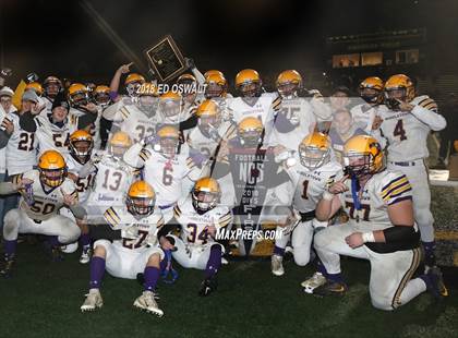 Thumbnail 2 in Middletown @ Salesian College Preparatory (CIF NCS D5 Final) photogallery.