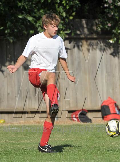 Thumbnail 3 in Lutheran @ Sacramento Country Day photogallery.