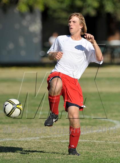 Thumbnail 1 in Lutheran @ Sacramento Country Day photogallery.