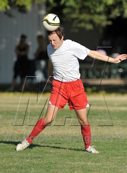 Thumbnail 2 in Lutheran @ Sacramento Country Day photogallery.