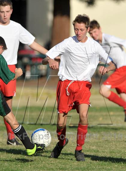 Thumbnail 2 in Lutheran @ Sacramento Country Day photogallery.
