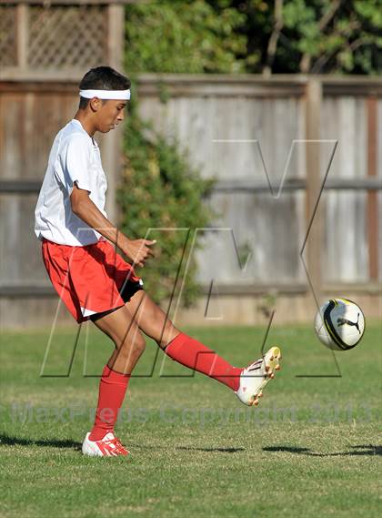 Thumbnail 1 in Lutheran @ Sacramento Country Day photogallery.