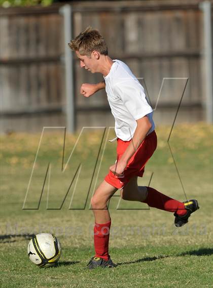 Thumbnail 2 in Lutheran @ Sacramento Country Day photogallery.