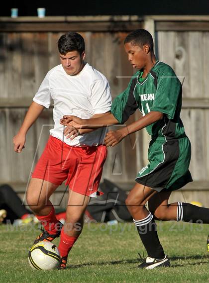 Thumbnail 1 in Lutheran @ Sacramento Country Day photogallery.