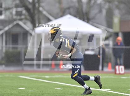 Thumbnail 3 in Bellevue vs. Kennewick (WIAA 3A Final) photogallery.