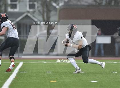 Thumbnail 1 in Bellevue vs. Kennewick (WIAA 3A Final) photogallery.