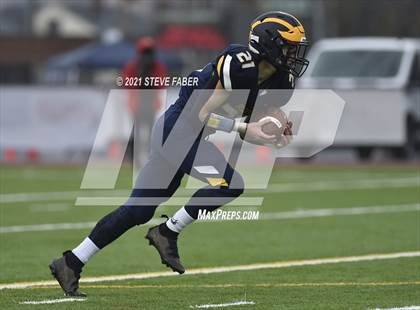 Thumbnail 1 in Bellevue vs. Kennewick (WIAA 3A Final) photogallery.