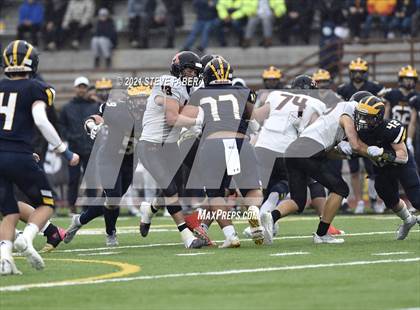 Thumbnail 2 in Bellevue vs. Kennewick (WIAA 3A Final) photogallery.