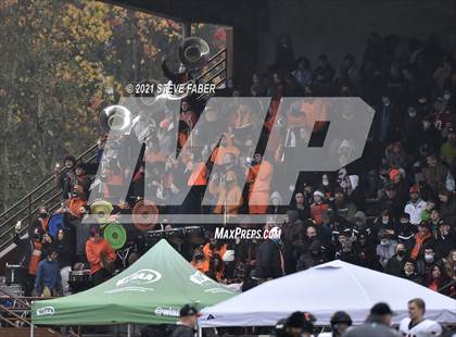 Thumbnail 1 in Bellevue vs. Kennewick (WIAA 3A Final) photogallery.