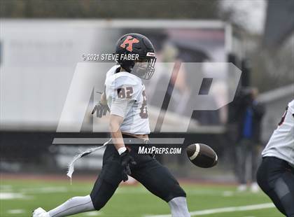 Thumbnail 2 in Bellevue vs. Kennewick (WIAA 3A Final) photogallery.