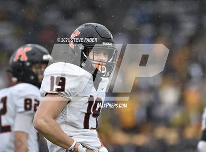 Thumbnail 2 in Bellevue vs. Kennewick (WIAA 3A Final) photogallery.
