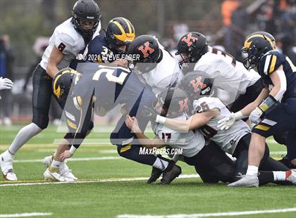 Thumbnail 2 in Bellevue vs. Kennewick (WIAA 3A Final) photogallery.