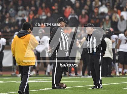 Thumbnail 1 in Bellevue vs. Kennewick (WIAA 3A Final) photogallery.