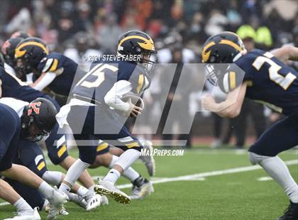 Thumbnail 1 in Bellevue vs. Kennewick (WIAA 3A Final) photogallery.