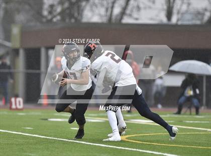 Thumbnail 2 in Bellevue vs. Kennewick (WIAA 3A Final) photogallery.