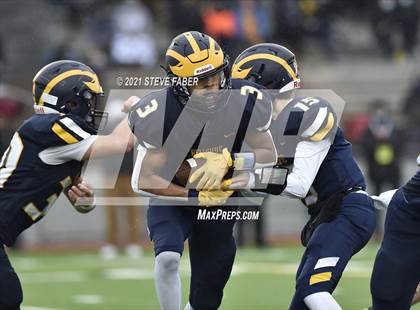 Thumbnail 1 in Bellevue vs. Kennewick (WIAA 3A Final) photogallery.
