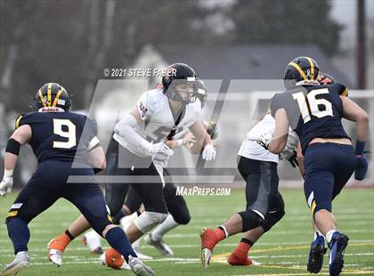 Thumbnail 3 in Bellevue vs. Kennewick (WIAA 3A Final) photogallery.