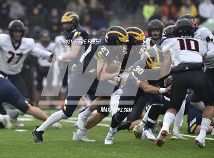 Thumbnail 1 in Bellevue vs. Kennewick (WIAA 3A Final) photogallery.
