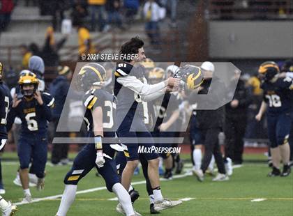 Thumbnail 1 in Bellevue vs. Kennewick (WIAA 3A Final) photogallery.