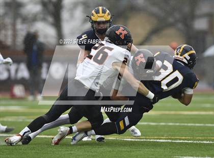 Thumbnail 2 in Bellevue vs. Kennewick (WIAA 3A Final) photogallery.