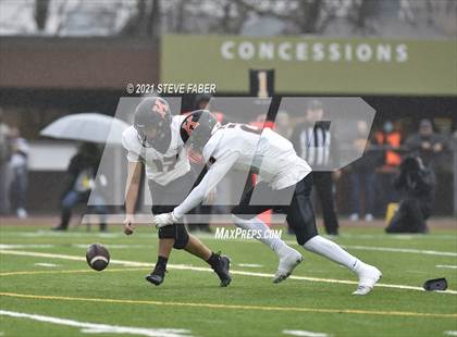 Thumbnail 1 in Bellevue vs. Kennewick (WIAA 3A Final) photogallery.