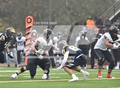 Thumbnail 1 in Bellevue vs. Kennewick (WIAA 3A Final) photogallery.