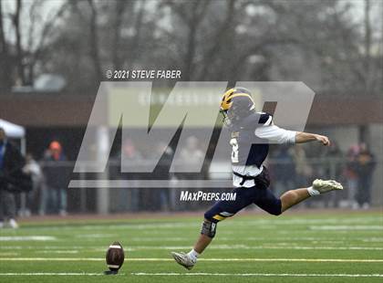 Thumbnail 2 in Bellevue vs. Kennewick (WIAA 3A Final) photogallery.