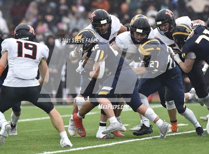 Thumbnail 2 in Bellevue vs. Kennewick (WIAA 3A Final) photogallery.