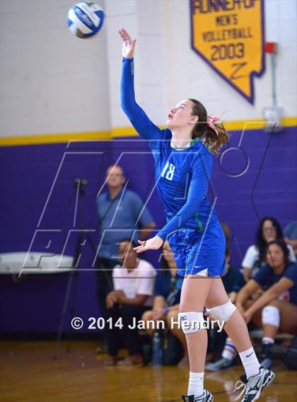 Thumbnail 2 in Xavier College Prep vs. Marymount (Durango Fall Classic) photogallery.